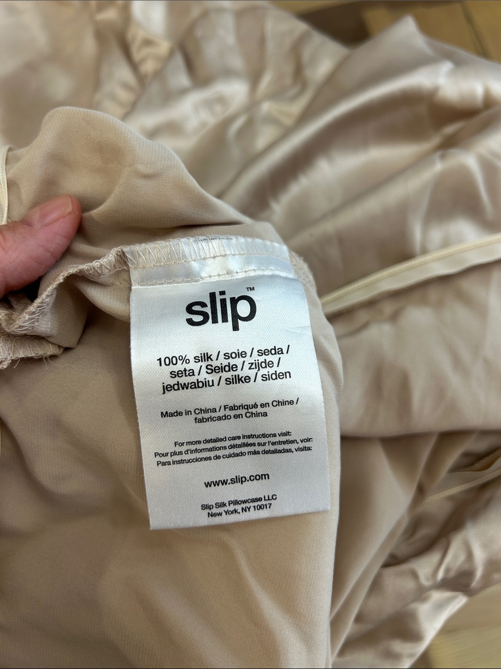 100% Silk Slip Pillowcase in Champagne Colour - Picture 9 of 9